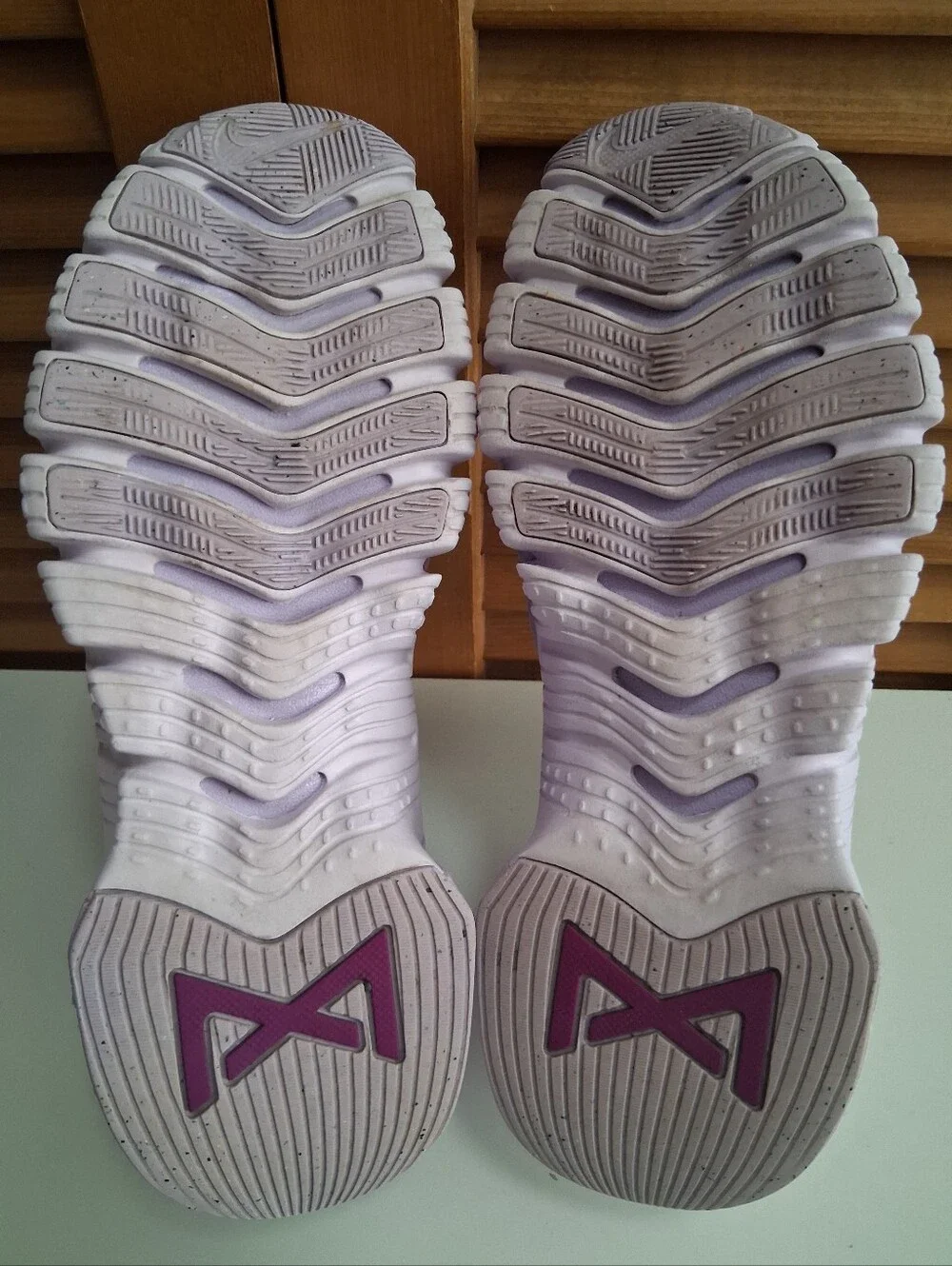 Nike Free Metcon 5 Lilac Bloom Vivid Purple Women's Sneaker * Size: 6.5
